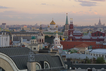В Москве активнее всего дешевеют апартаменты в Басманном районе и Замоскворечье