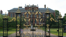 Принц Уильям и Кейт Миддлтон переехали в Кенсингтонский дворец