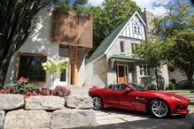 При покупке дома в Оттаве бонусом станет бесплатная аренда нового Jaguar F-Type 