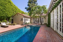Джуди Фостер продаёт свой дом в Голливуде за 5,75 млн долларов