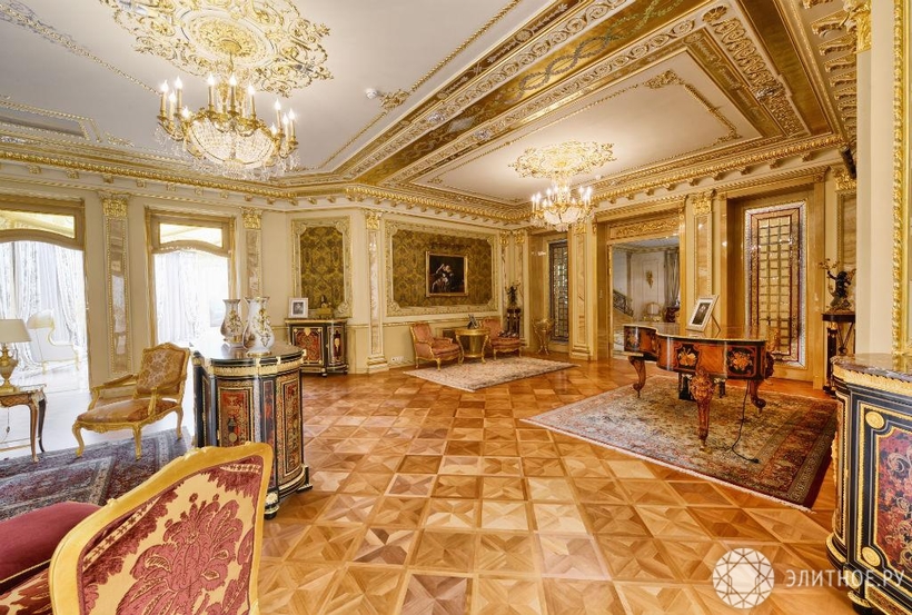 "Сотбис" выставил на продажу элитный особняк на Рублёвке за 100 млн долларов