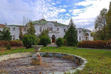 Девелоперское подразделение Алишера Усманова займется строительством домов для престарелых