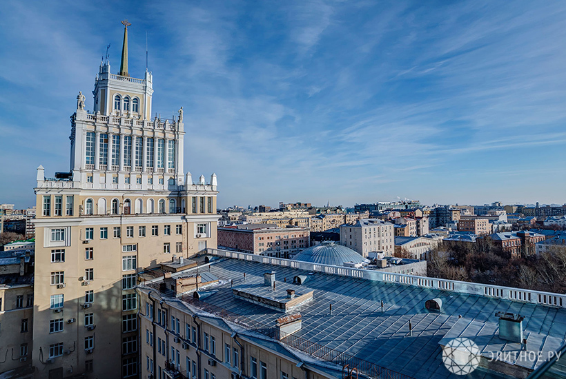 Гостиницу «Пекин» в центре Москвы может купить «РВМ Капитал»