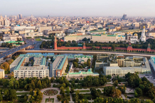 Предложение в дорогих новостройках на набережных Москвы снизилось на 10% за полгода