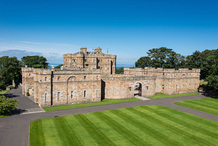 В Шотландии выставили на продажу старинный замок Сетон