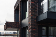 Для отделки фасадов квартала в Южном порту используют 2,6 млн минеральных кирпичей