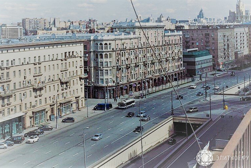 Выбираем квартиру на Кутузовском: «сталинки» или новостройки