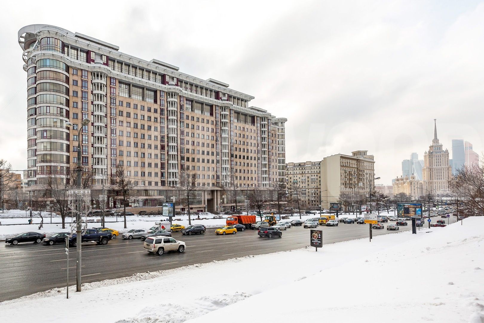 Москва новый арбат 27. Новый Арбат 27 Москва. Новый Арбат 27. Москва ЖК новый Арбат. Новый Арбат 27 ночь.